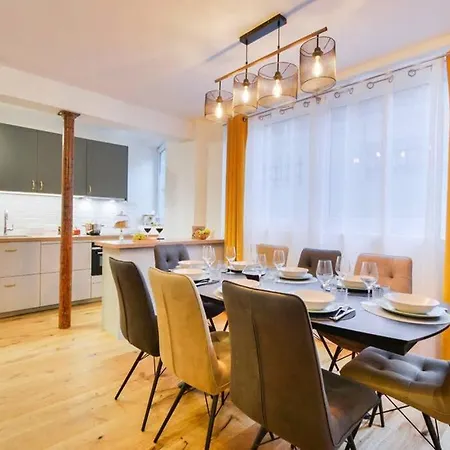 Luxueux Duplex 6 - 8pers - Full Equipped - République *
