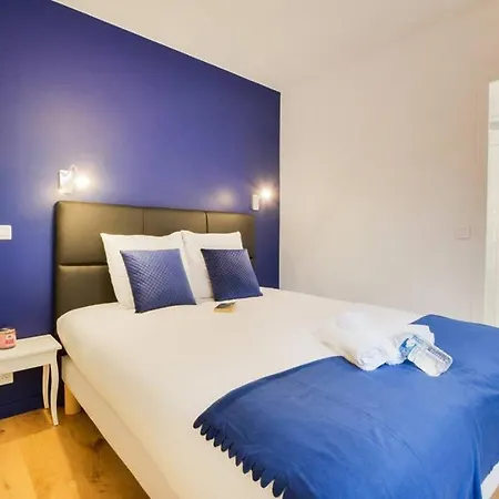 Luxueux Duplex 6 - 8pers - Full Equipped - République Appartamento